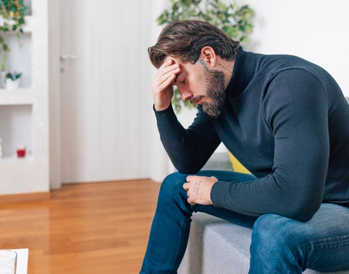 Struggling with Hopelessness and Negative Thoughts: How to Overcome These Challenges